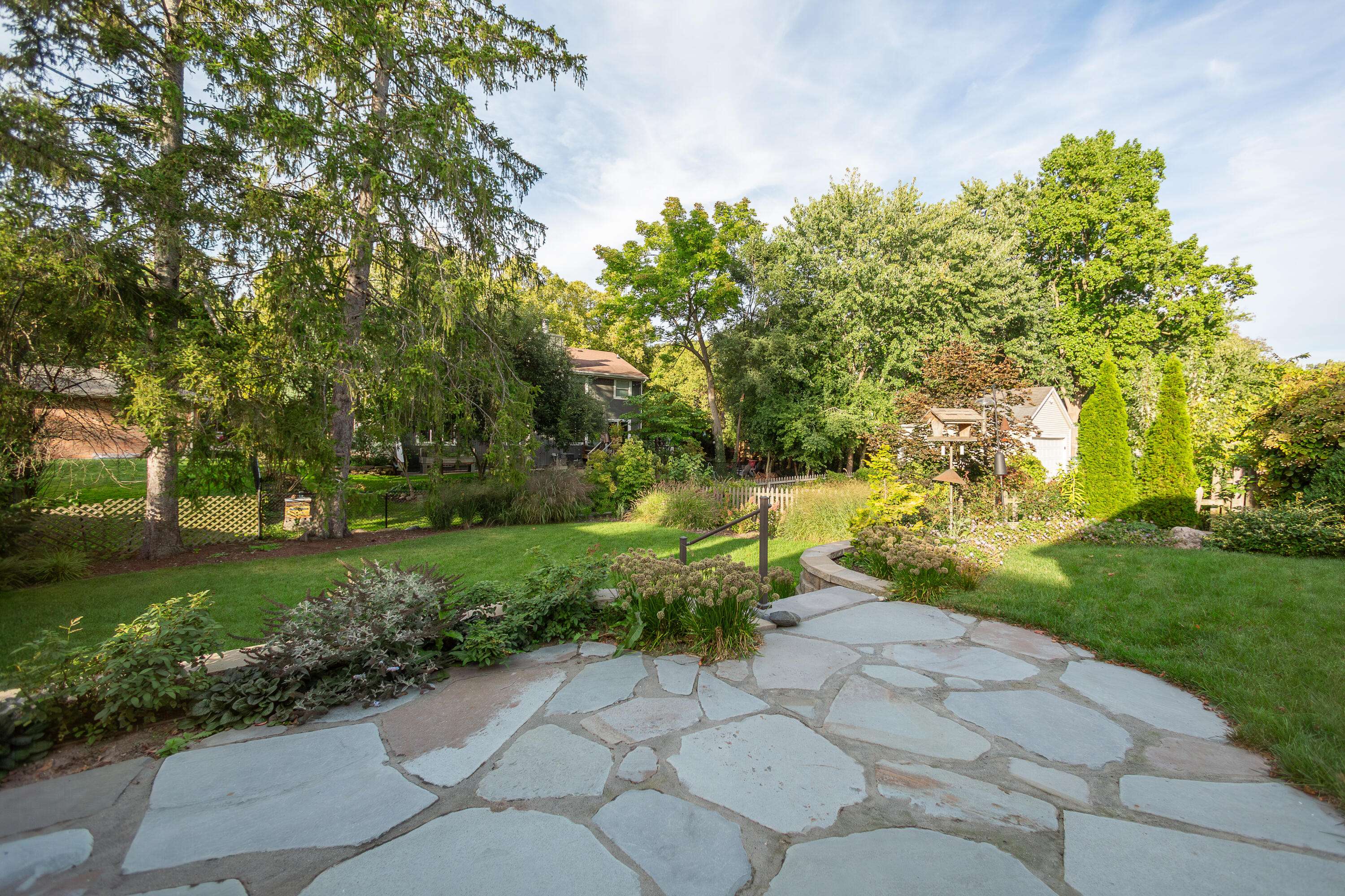 Grand Rapids, MI 49503,2117 Academy DR NE