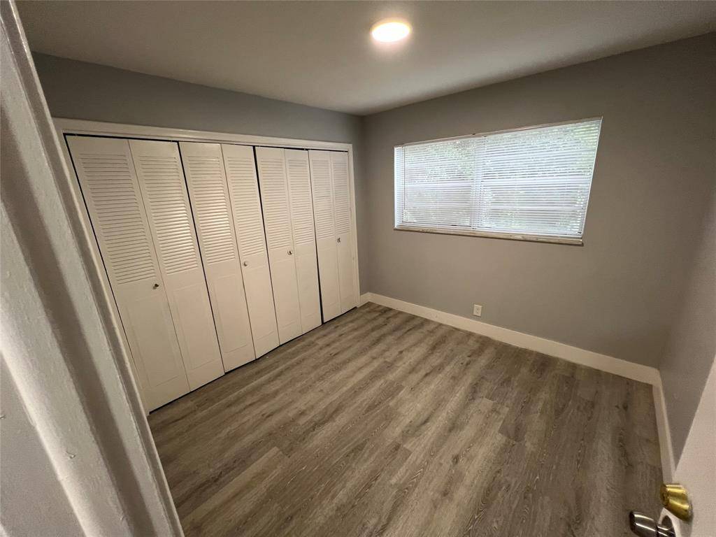 Pembroke Pines, FL 33023,6840 Pembroke Road #118