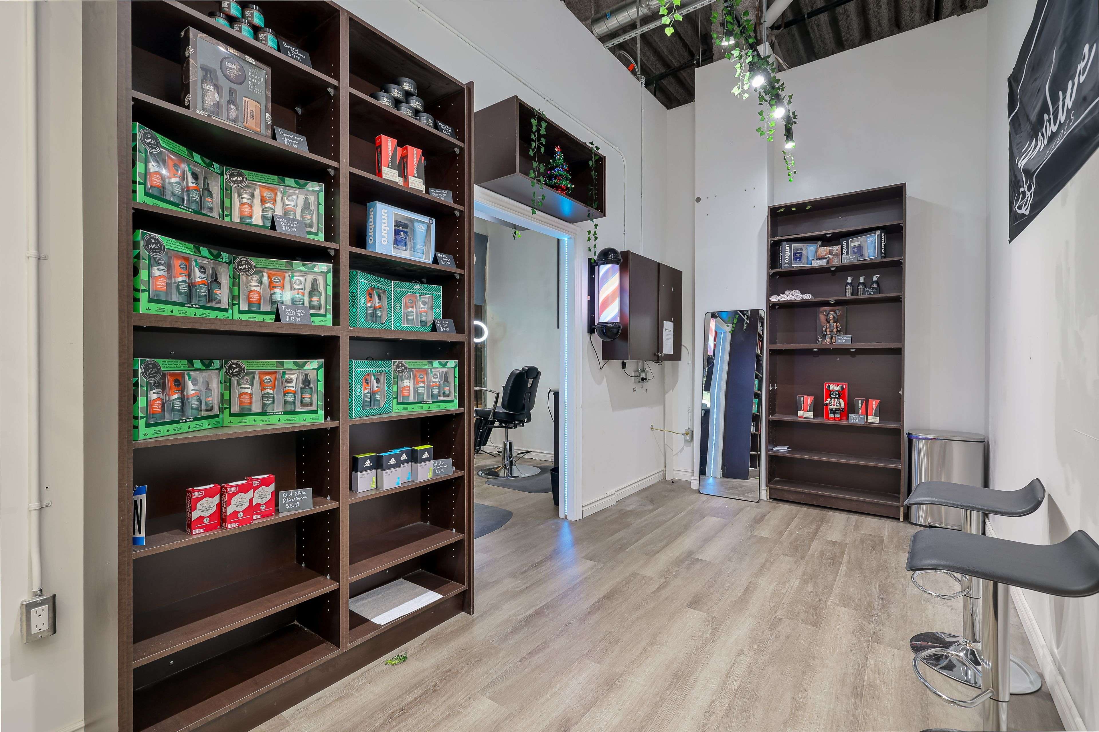 Markham, ON L6C 0M5,9390 Woodbine AVE #2D1