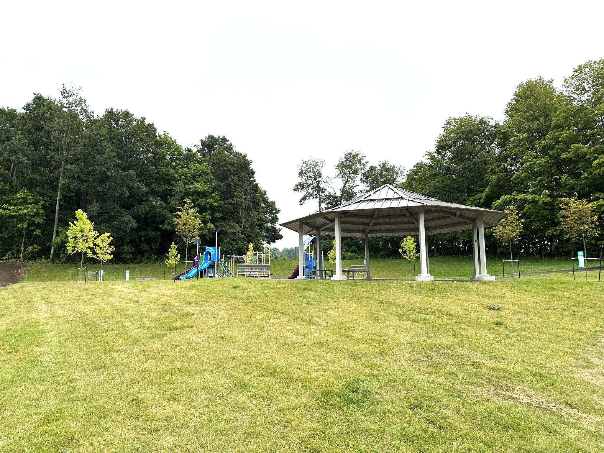 Springwater, ON L9X 2E1,54 Bearberry RD