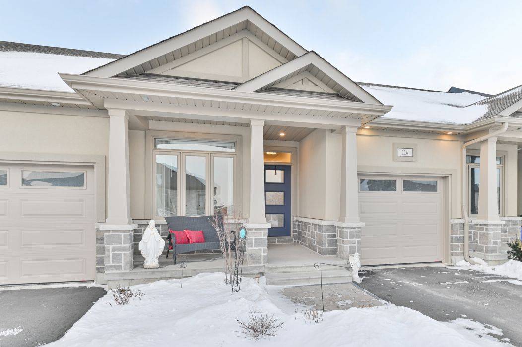 Belleville, ON K8N 0V6,114 Athabaska DR