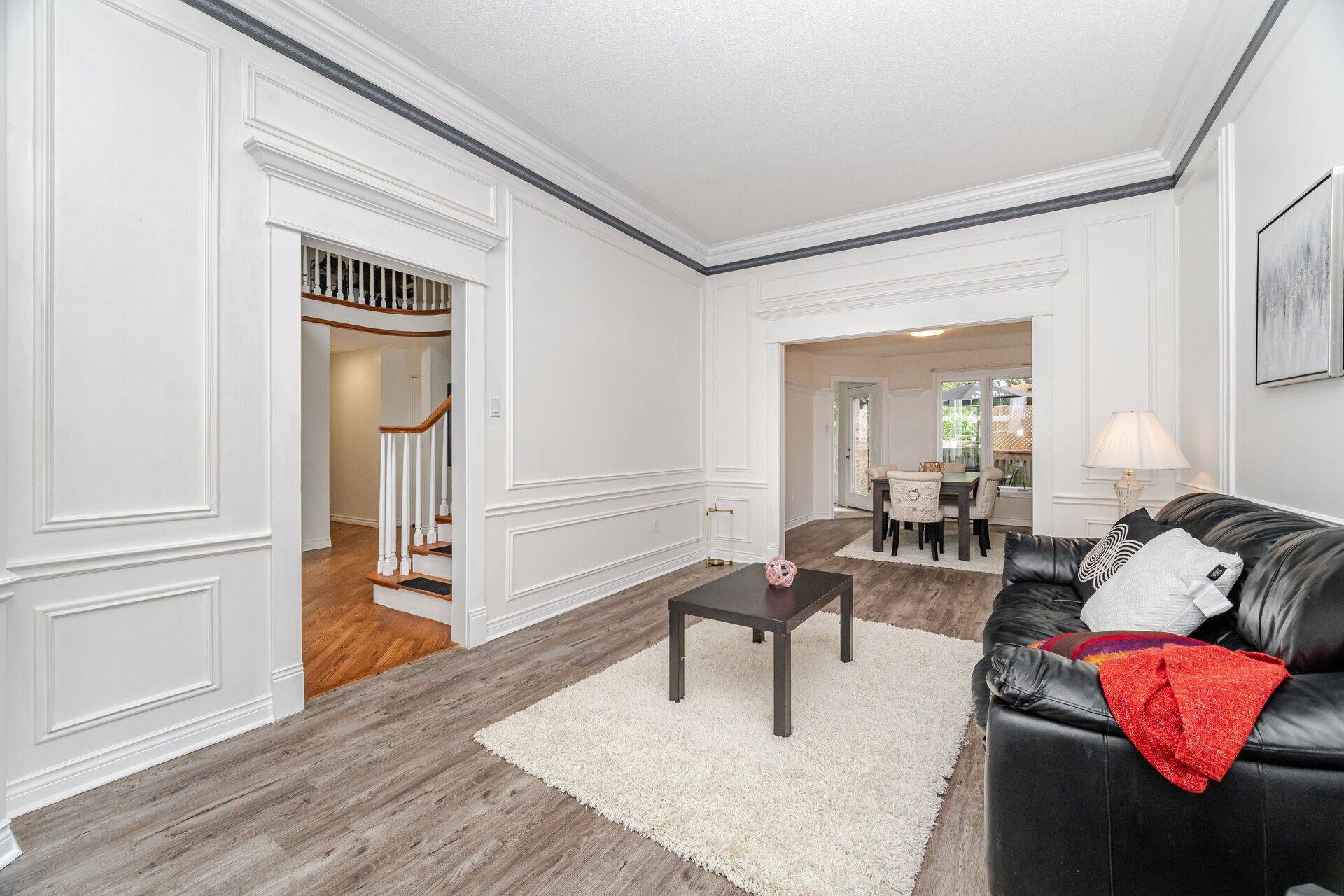 London East, ON N5Y 5M2,14 Wintergarden RD