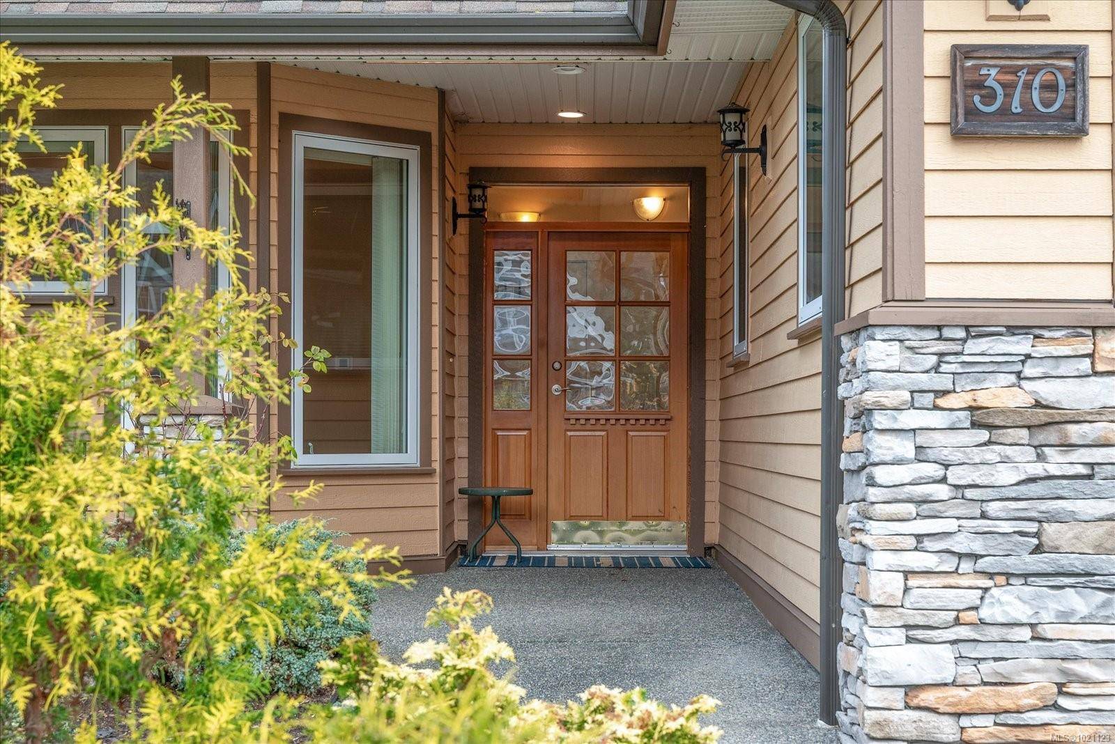 Ladysmith, BC V9G 1T6,310 Holland Creek Pl