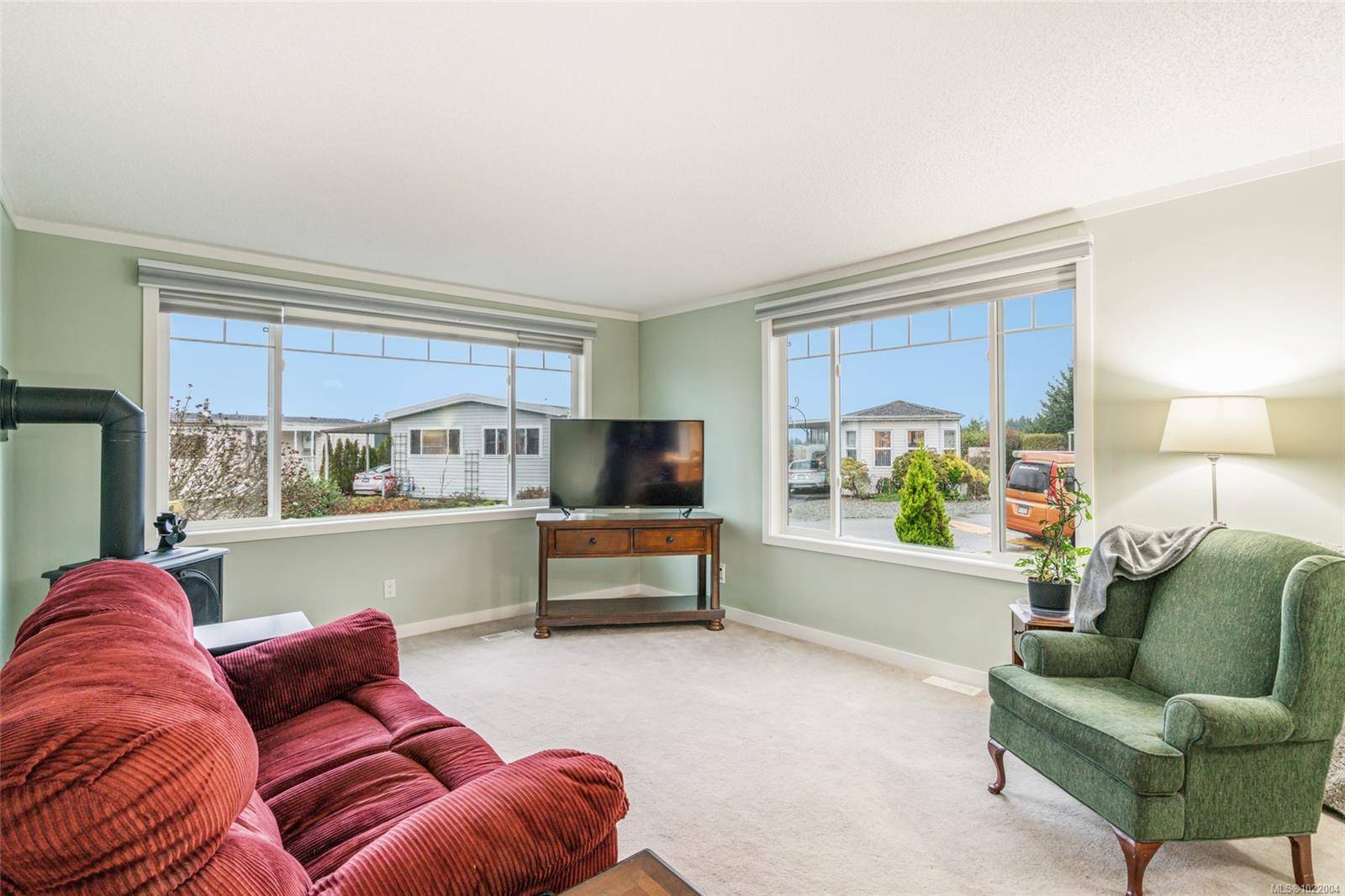 Nanaimo, BC V9T 6P9,6325 Metral Dr #64