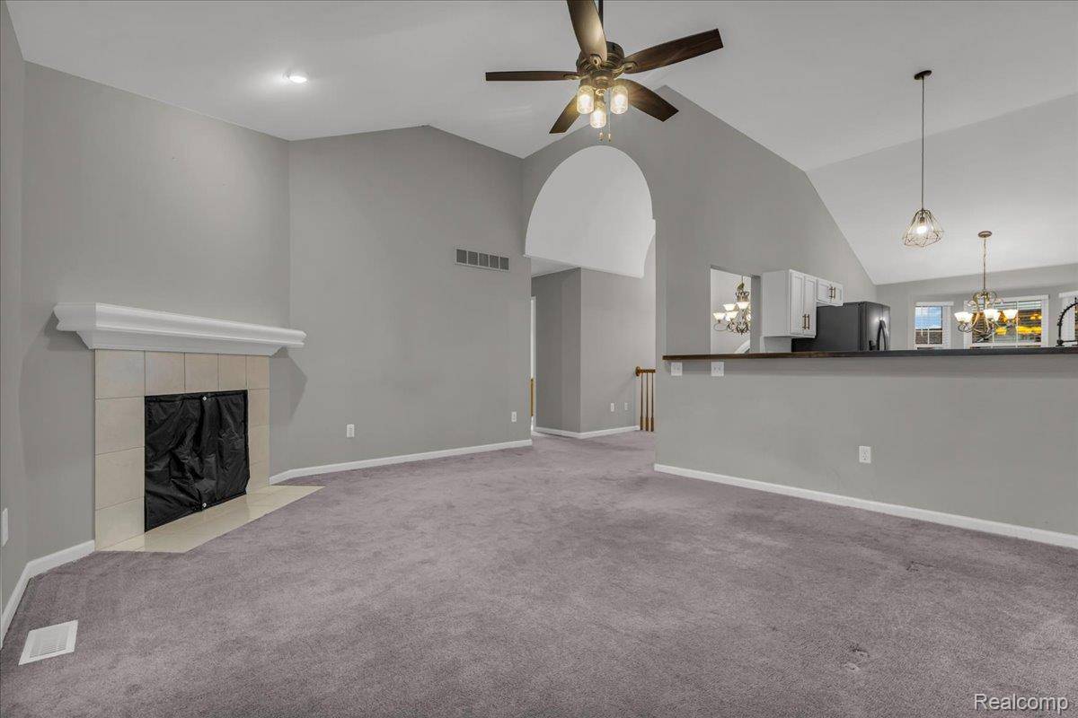 Flat Rock, MI 48134,23676 Lori DR