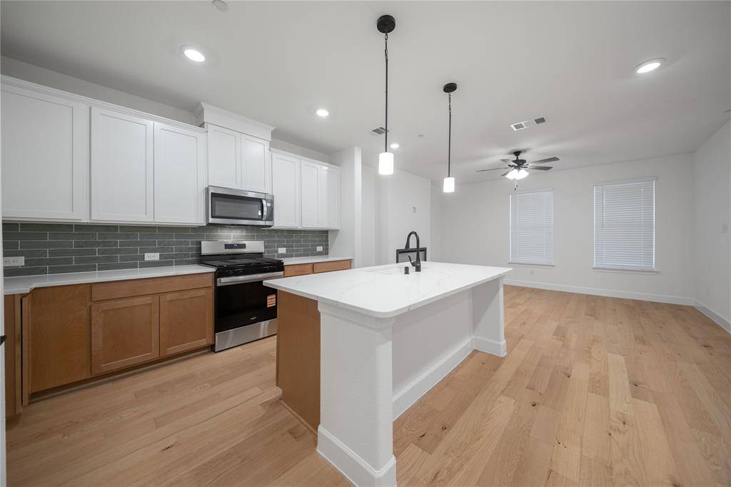 Rowlett, TX 75088,7905 Sunset Boulevard