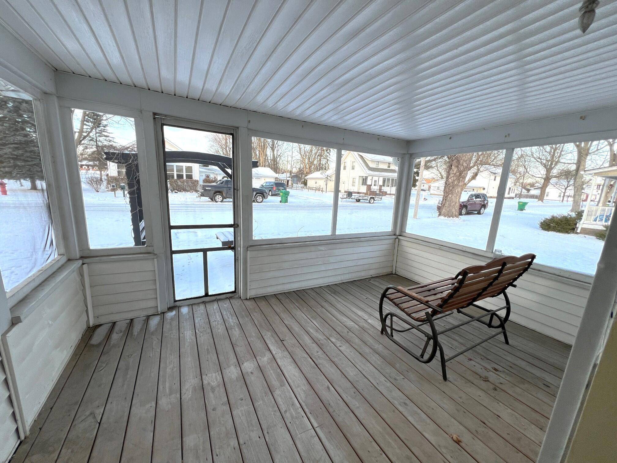 White Pigeon, MI 49099,311 W Murray AVE