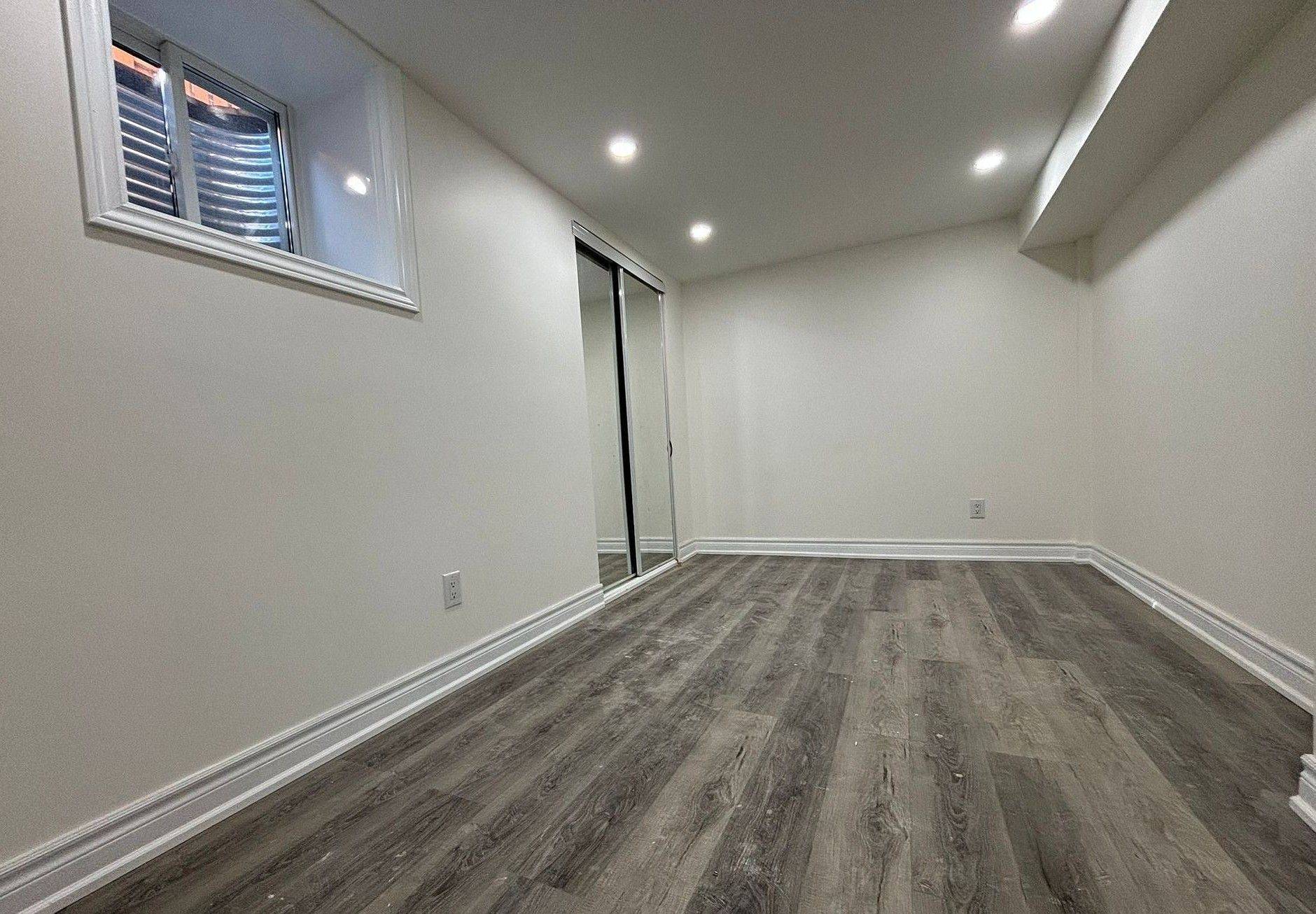 Toronto C13, ON M3A 2E1,116 Roywood DR #LOWER A