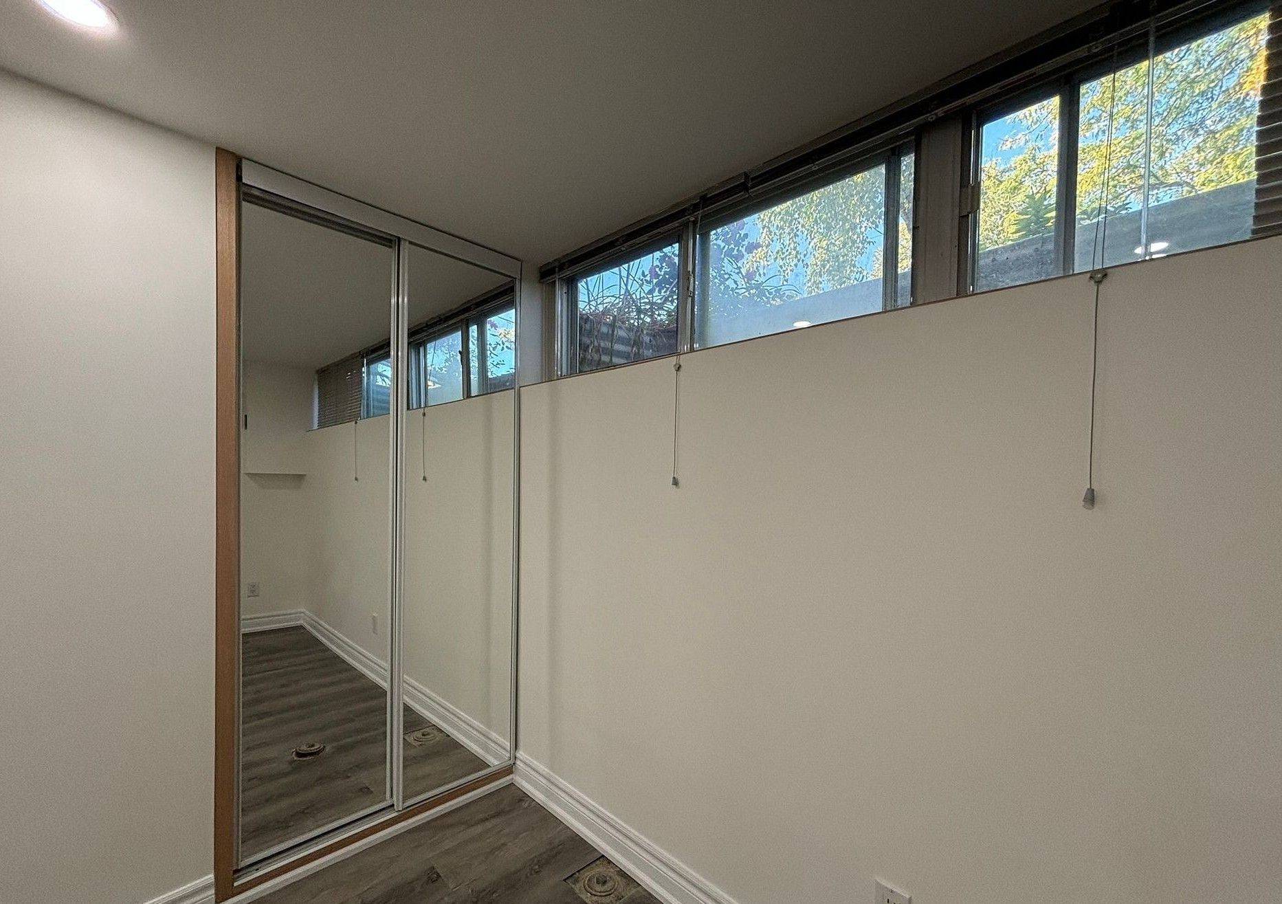 Toronto C13, ON M3A 2E1,116 Roywood DR #LOWER A