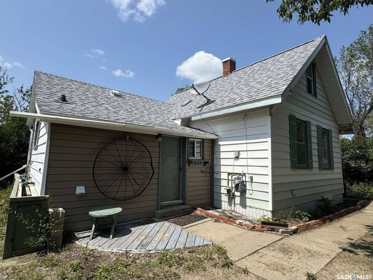 Climax, SK S0N 0N0,114 3rd AVENUE