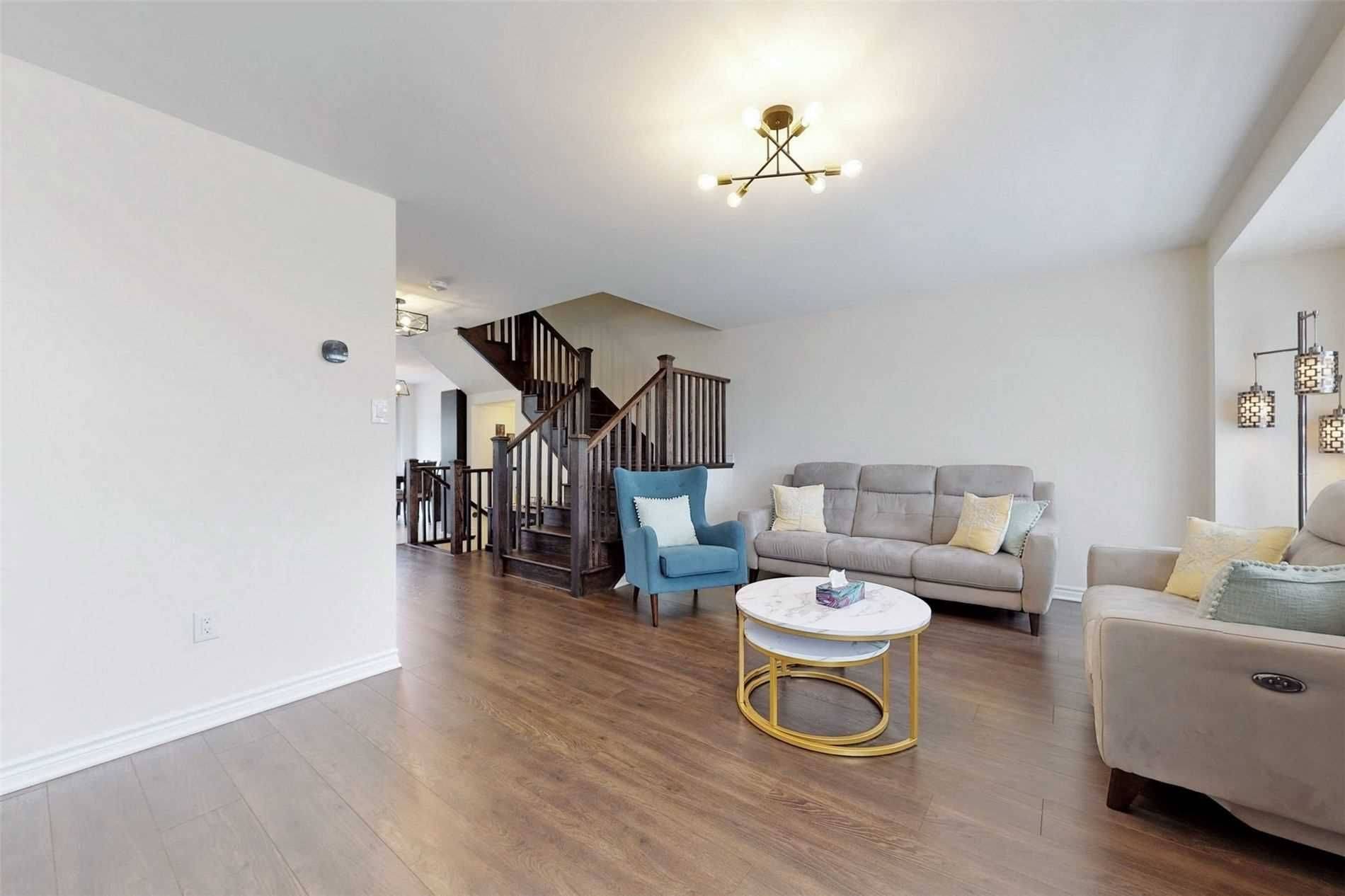 Brampton, ON L7A 0H1,468 Remembrance RD