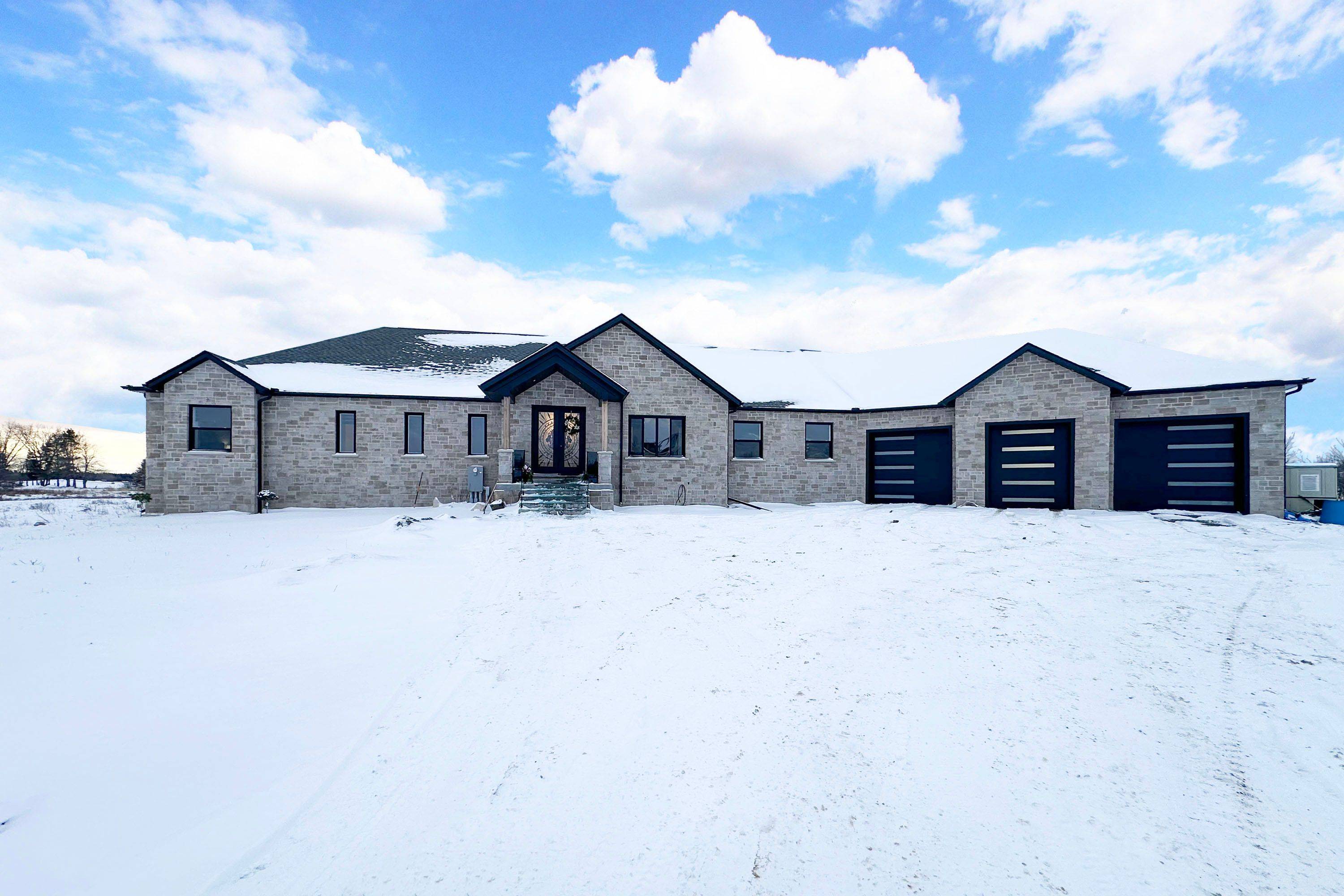 Frontenac, ON K0H 1M0,3437 Latimer RD