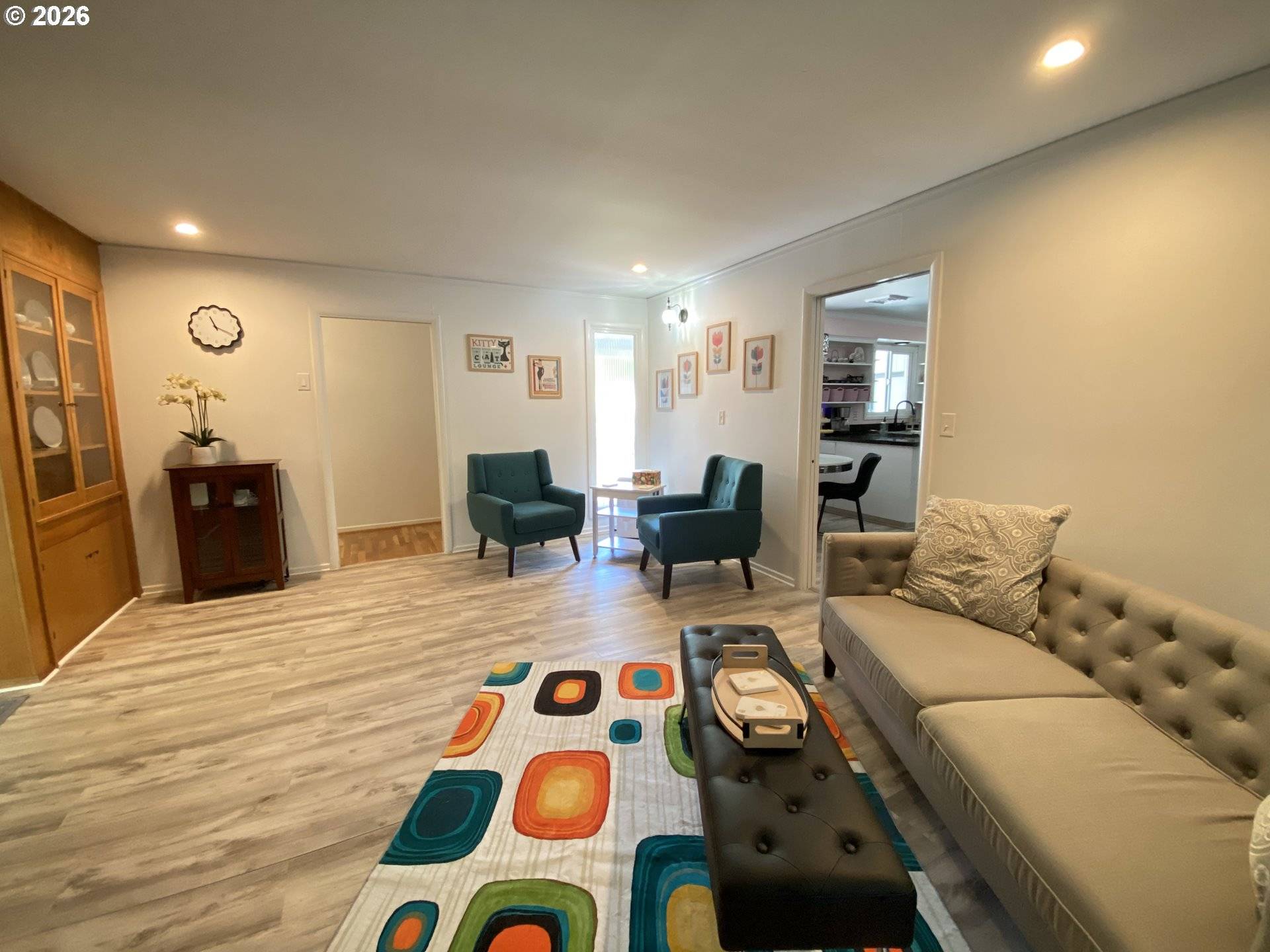 Eugene, OR 97401,2872 SUFFOLK CT