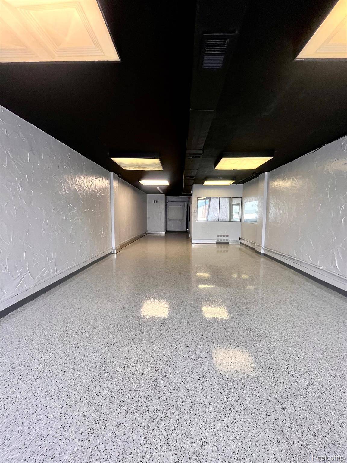 Flint, MI 48507,3612 FENTON RD