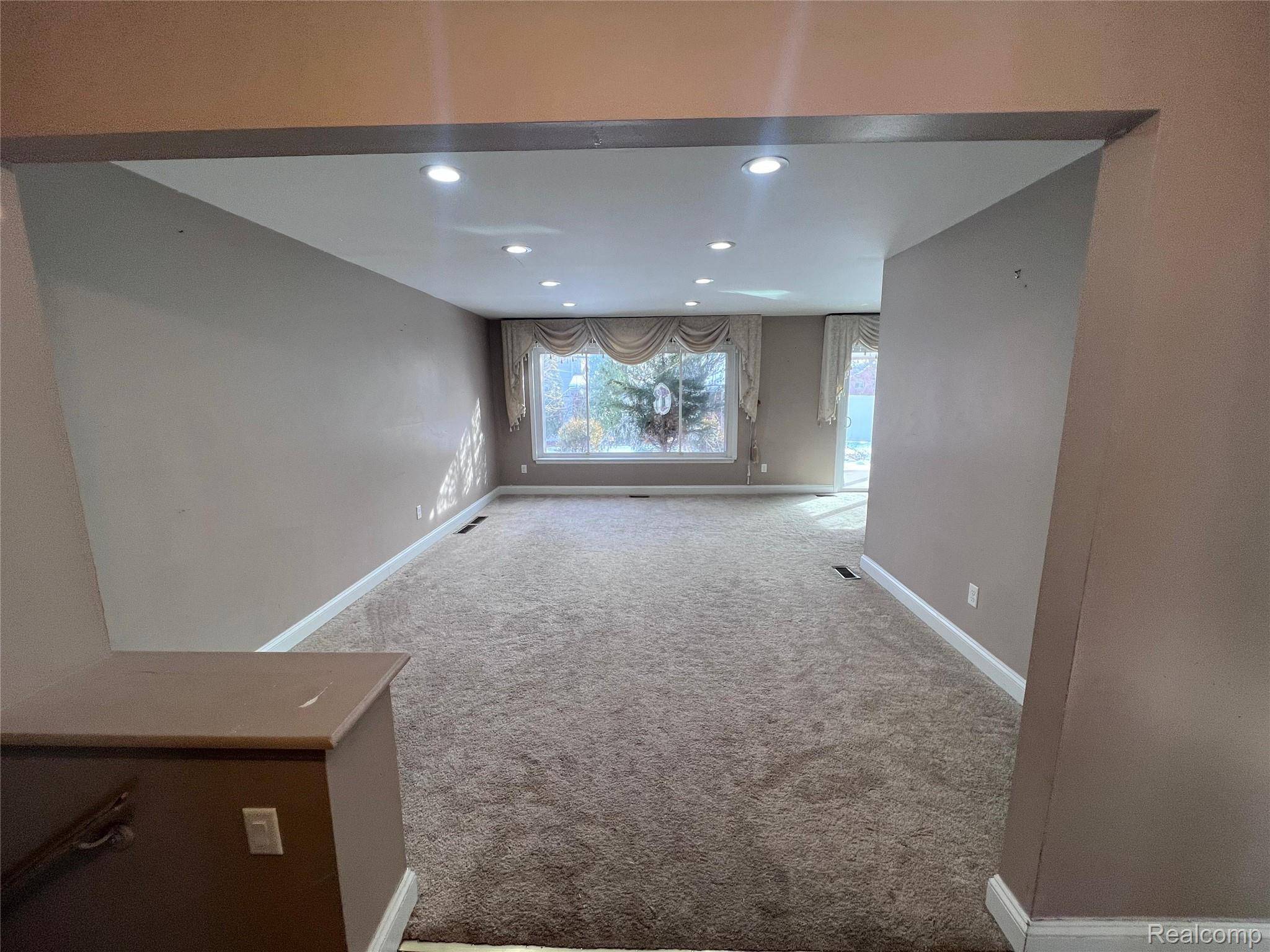 Allen Park, MI 48101,4601 Larme AVE S