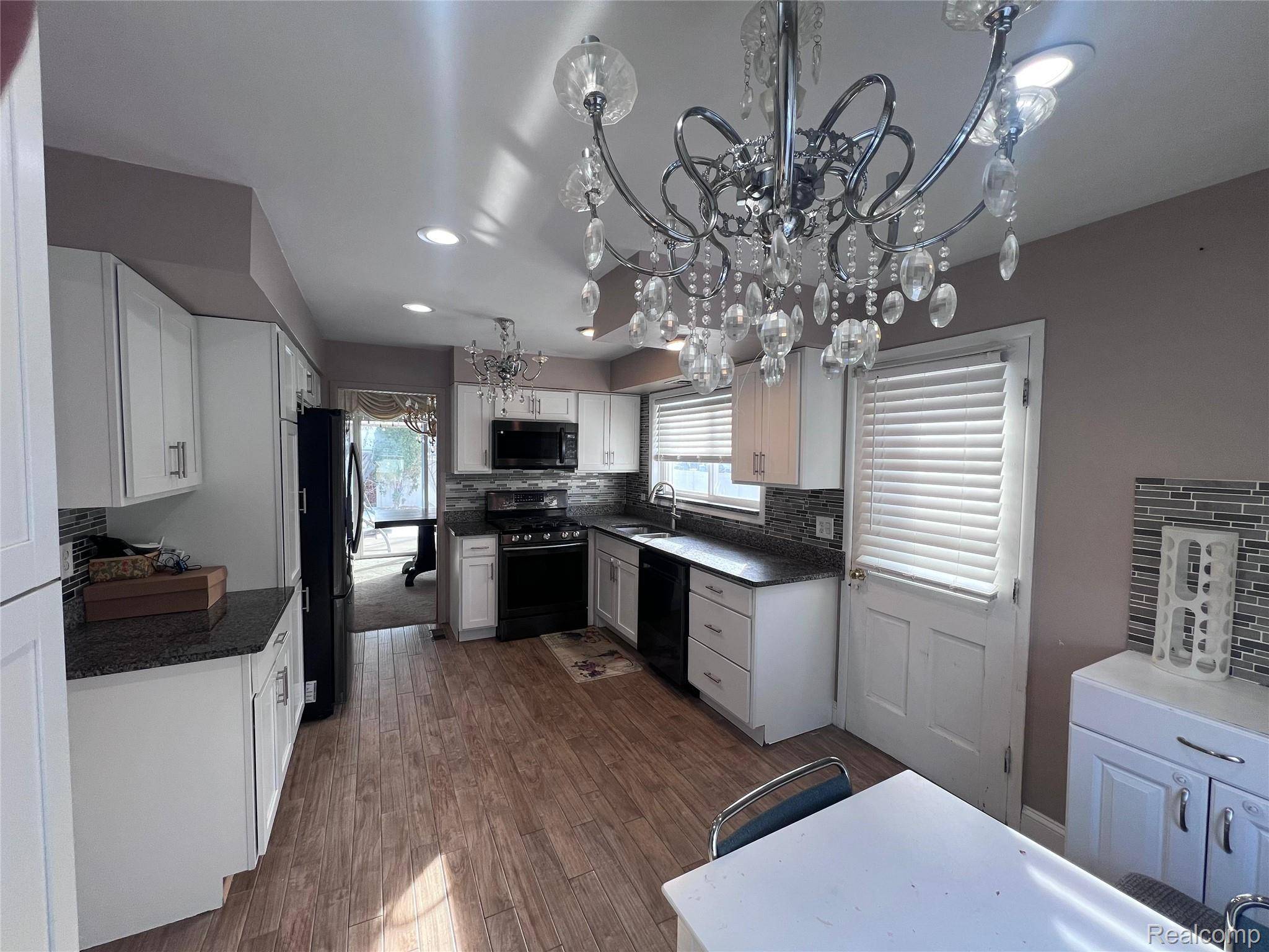 Allen Park, MI 48101,4601 Larme AVE S