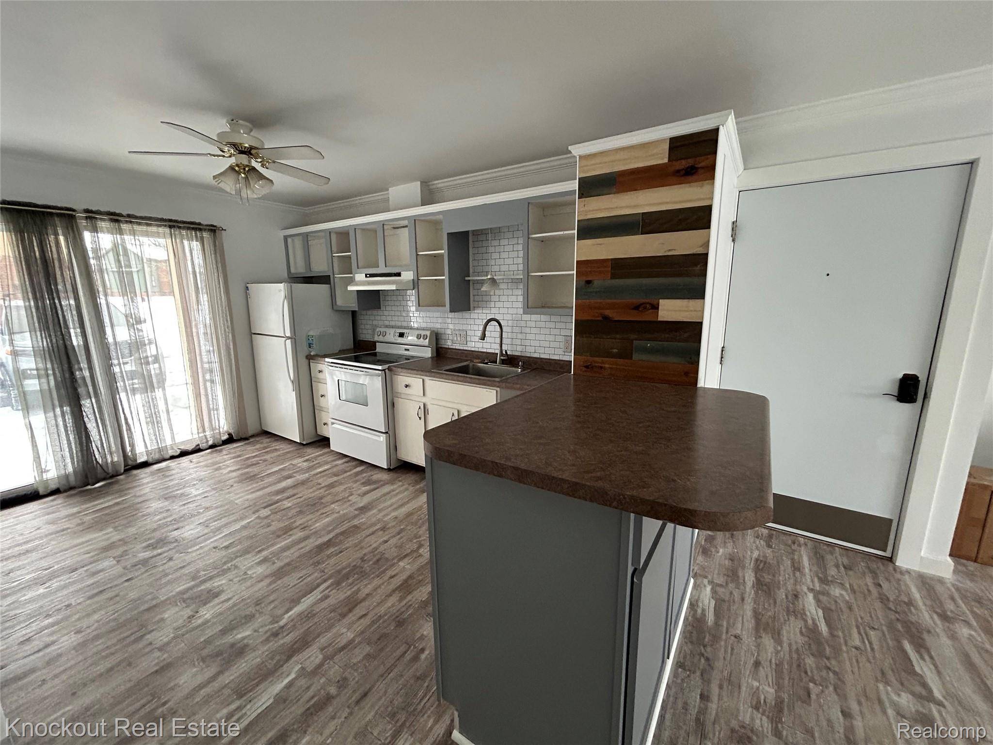 Frankenmuth, MI 48734,940 Flint ST #B6