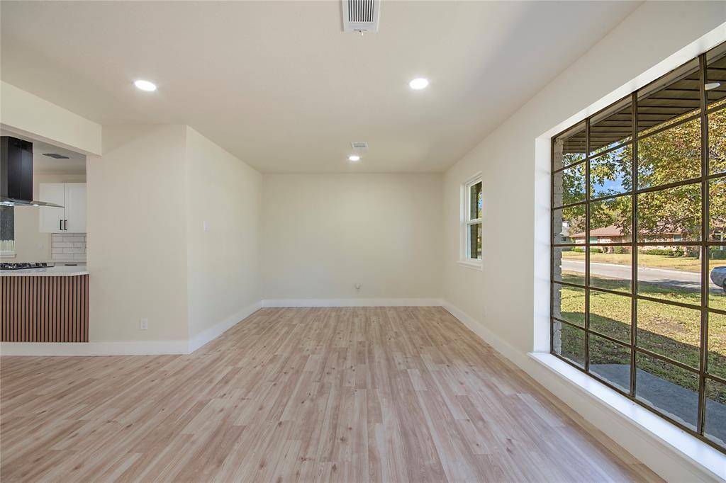 Dallas, TX 75232,1212 Willow Glen Drive