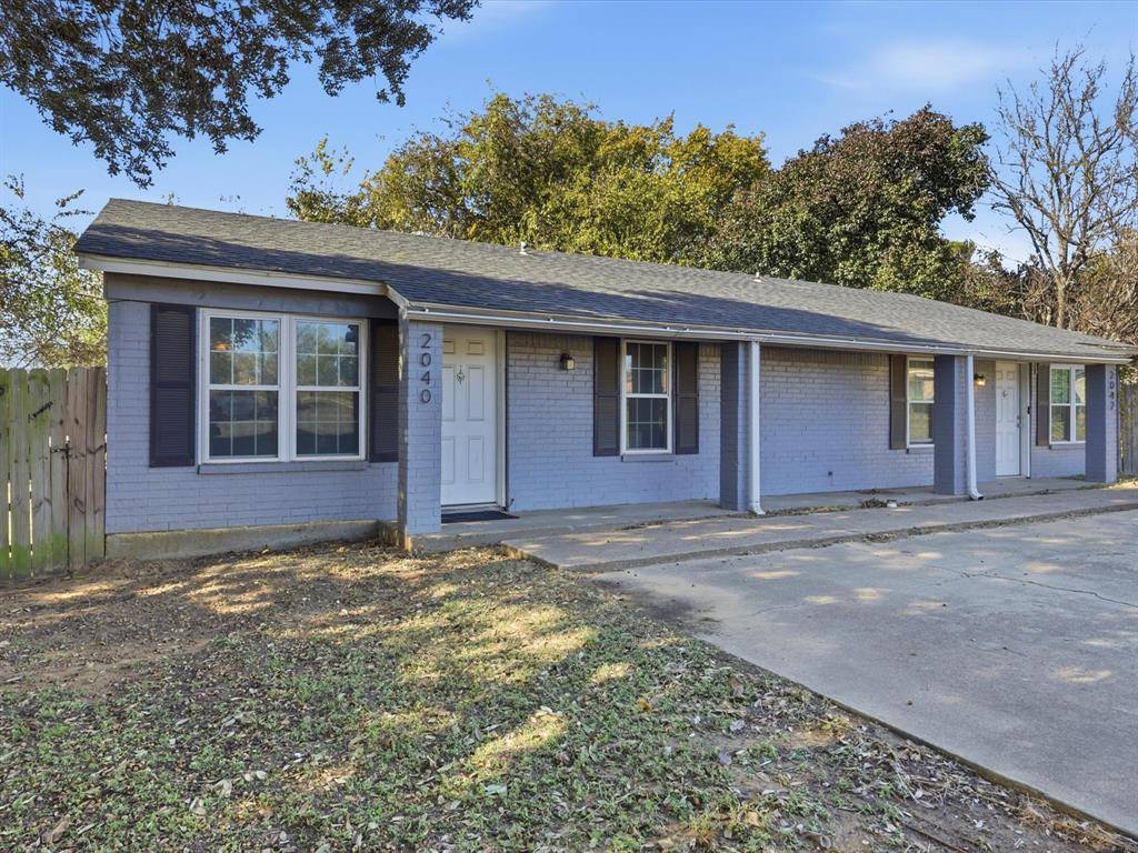 Arlington, TX 76012,2040 Oakwood Court