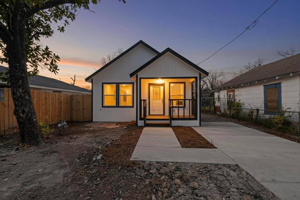 Dallas, TX 75223,1541 Caldwell Street