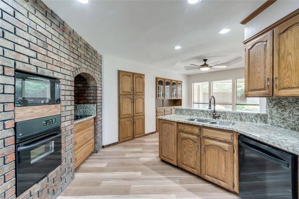 Grapevine, TX 76051,510 Dunn Court