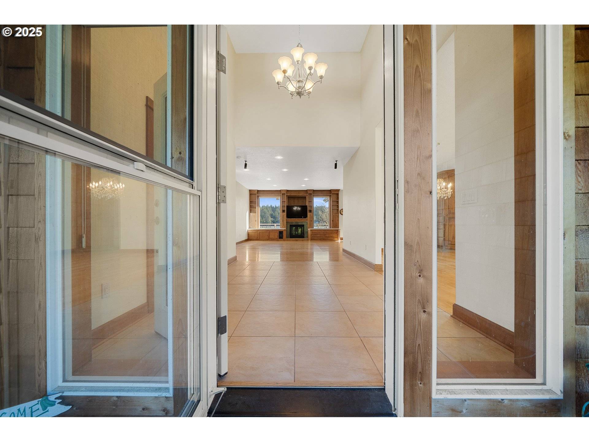 Neotsu, OR 97364,4612 NE I AVE