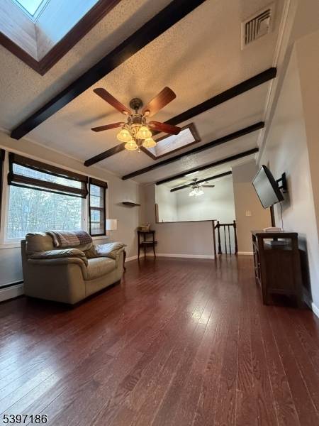 Hampton Twp., NJ 07860,8 Possaghi Rd