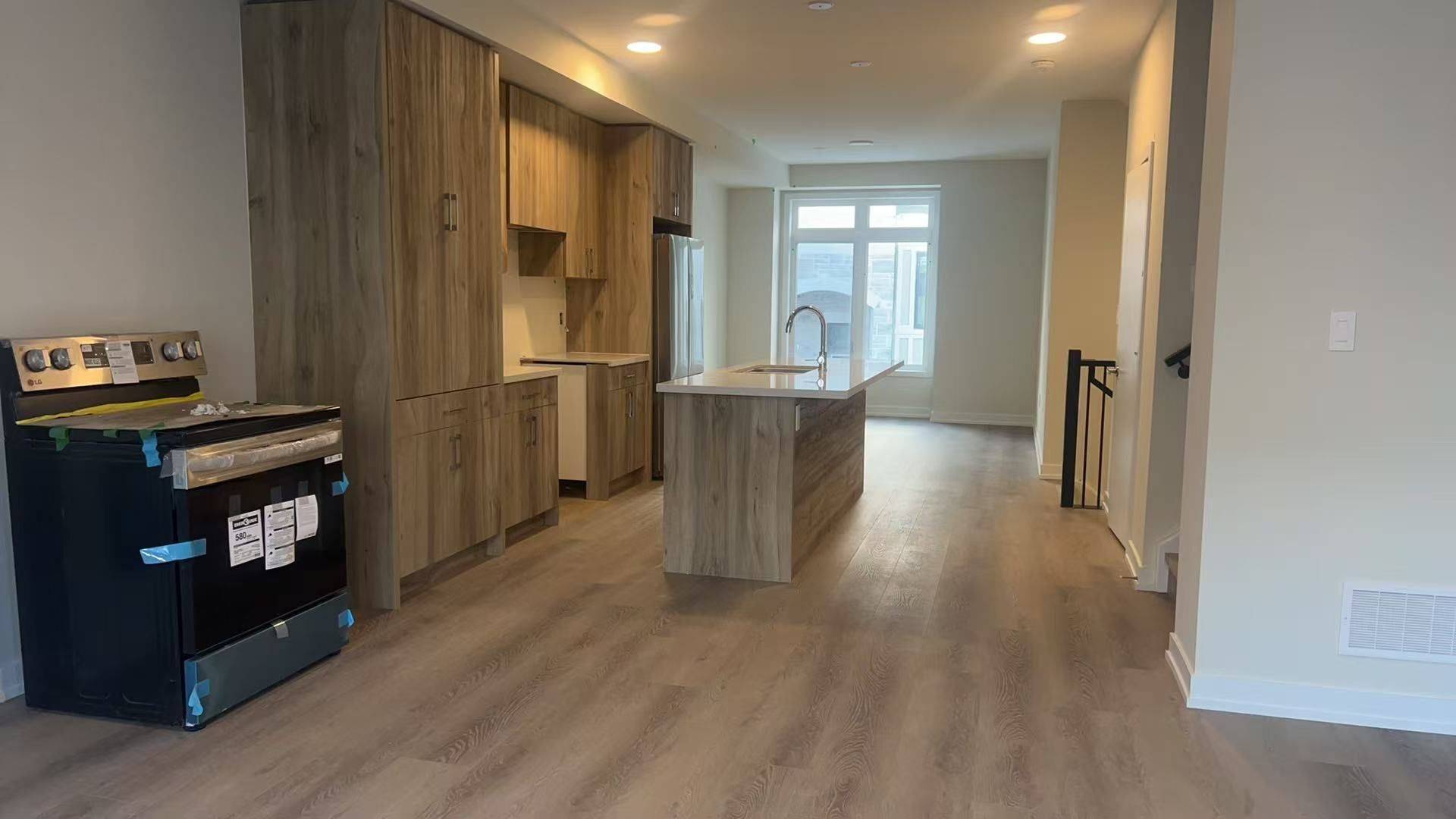 Richmond Hill, ON L4B 0J5,27 Lewis Craigie LN