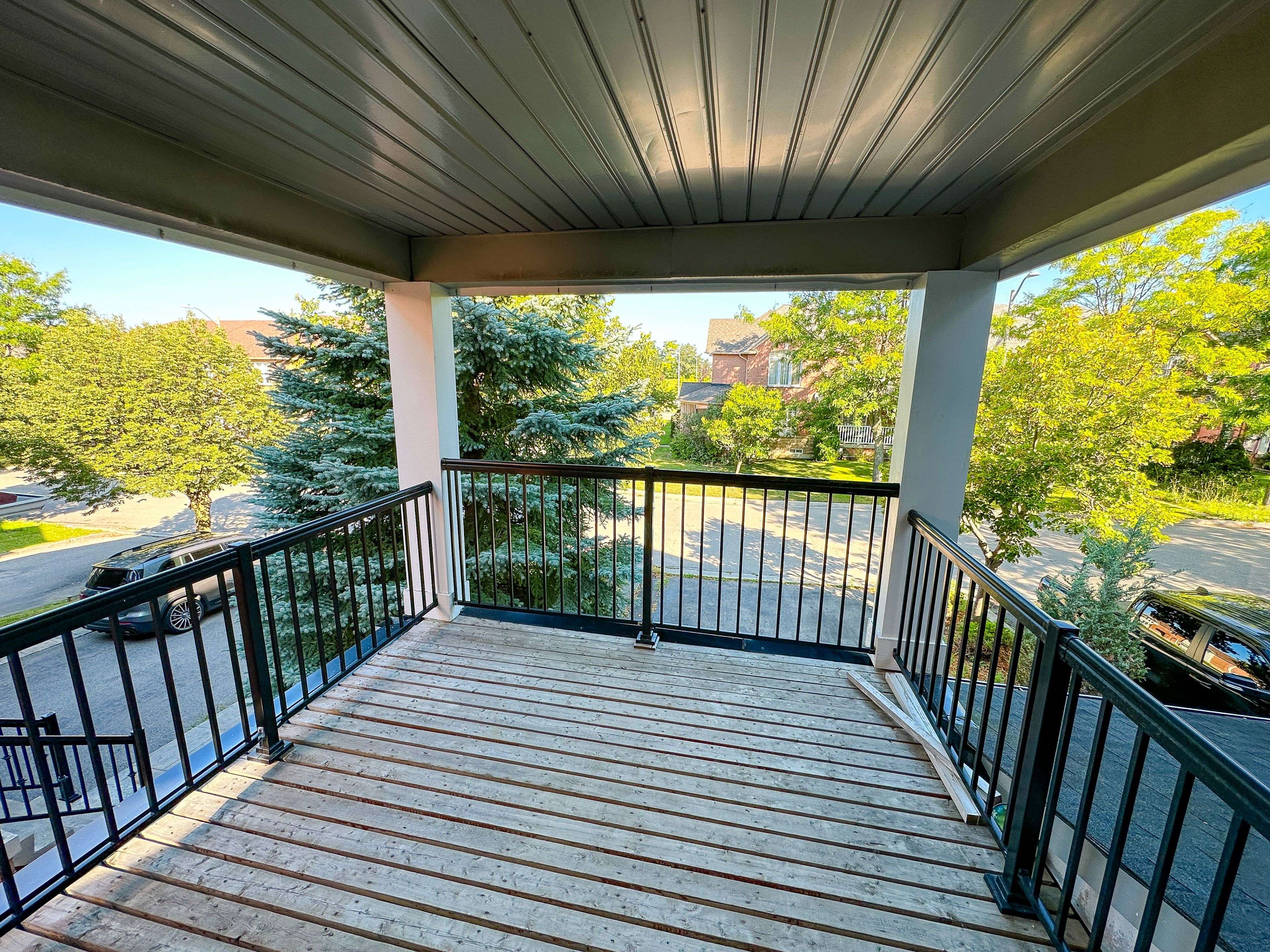 Vaughan, ON L6A 2Y1,216 Equator CRES