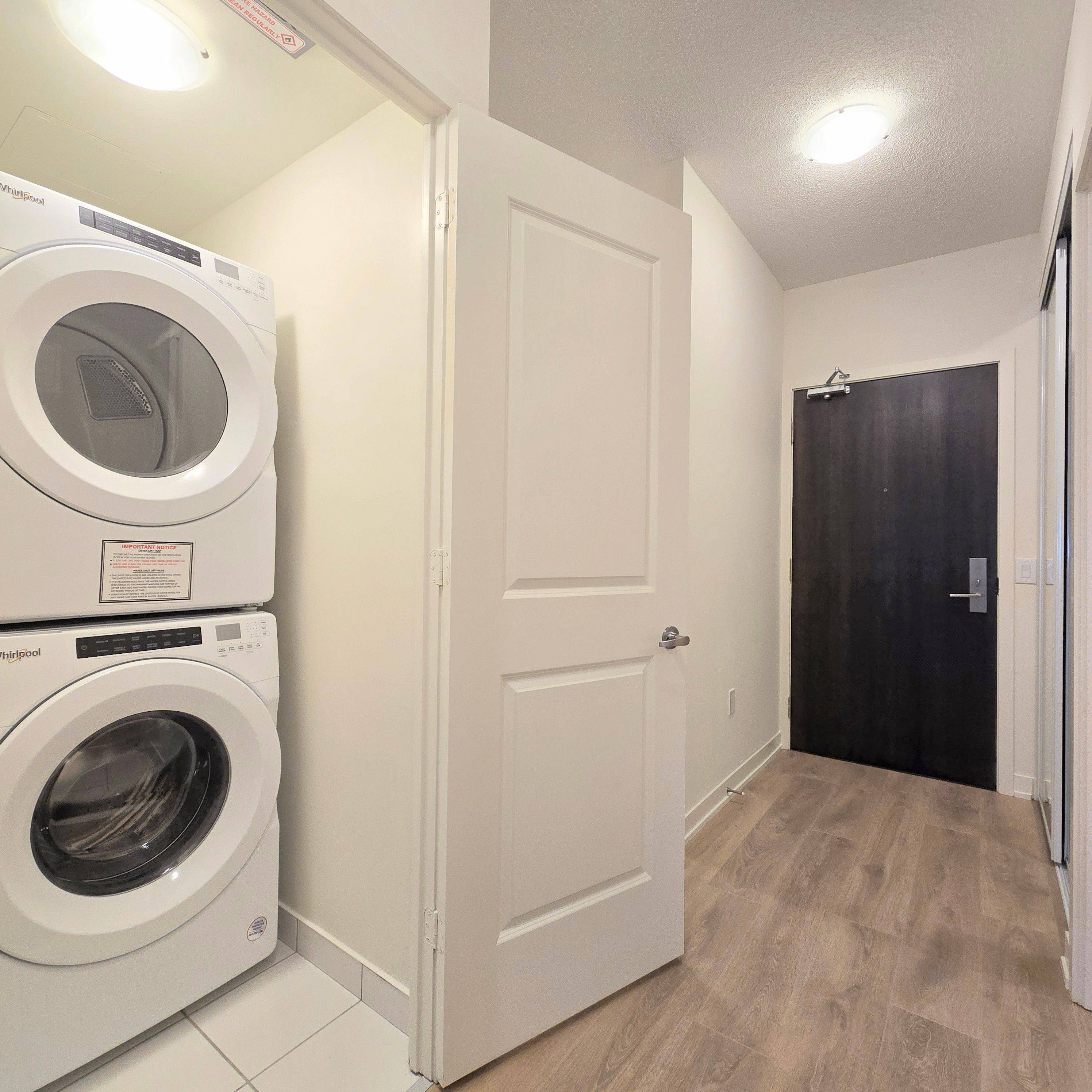 Toronto W06, ON M8V 0G9,38 Annie Craig DR #504