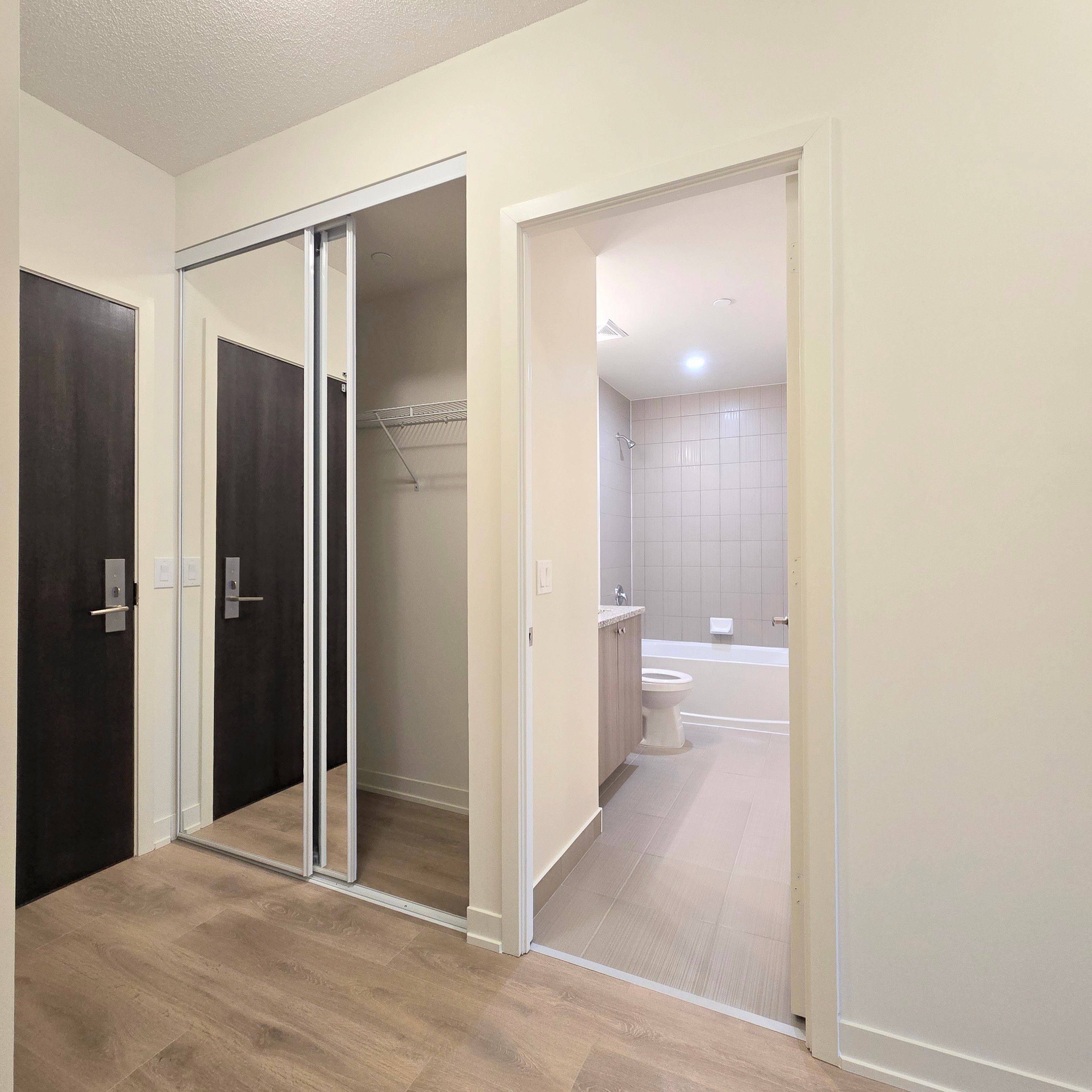 Toronto W06, ON M8V 0G9,38 Annie Craig DR #504