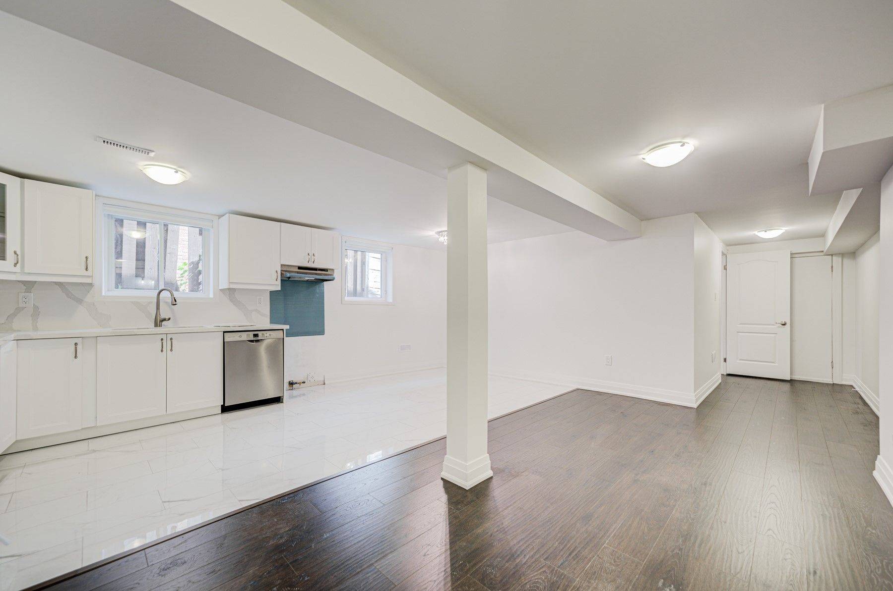 Mississauga, ON L5J 4H6,2575 Benedet DR N #Lower