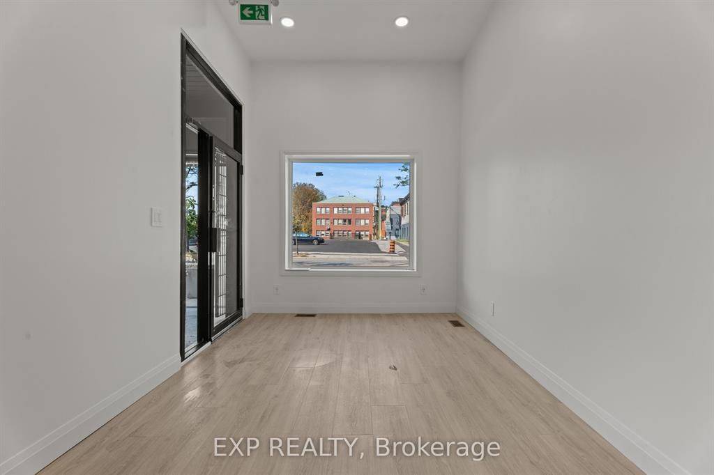 Hamilton, ON L8N 2C2,93 John ST S