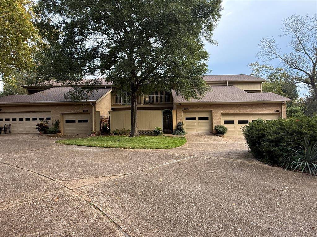 Tyler, TX 75701,1022 Troup Highway