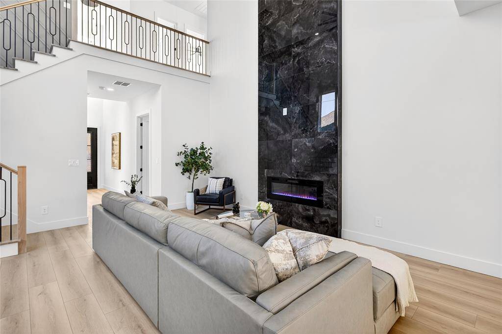 Dallas, TX 75212,1843 Dennison Street