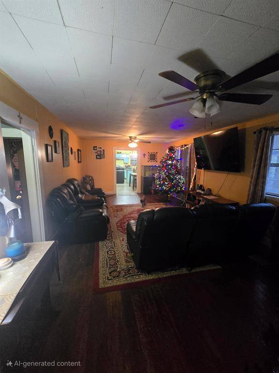 Hamlin, TX 79520,444 NW Avenue E E