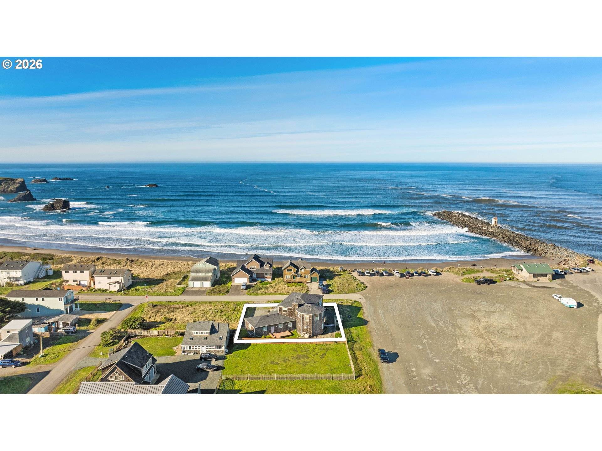 Bandon, OR 97411,323 MADISON AVE