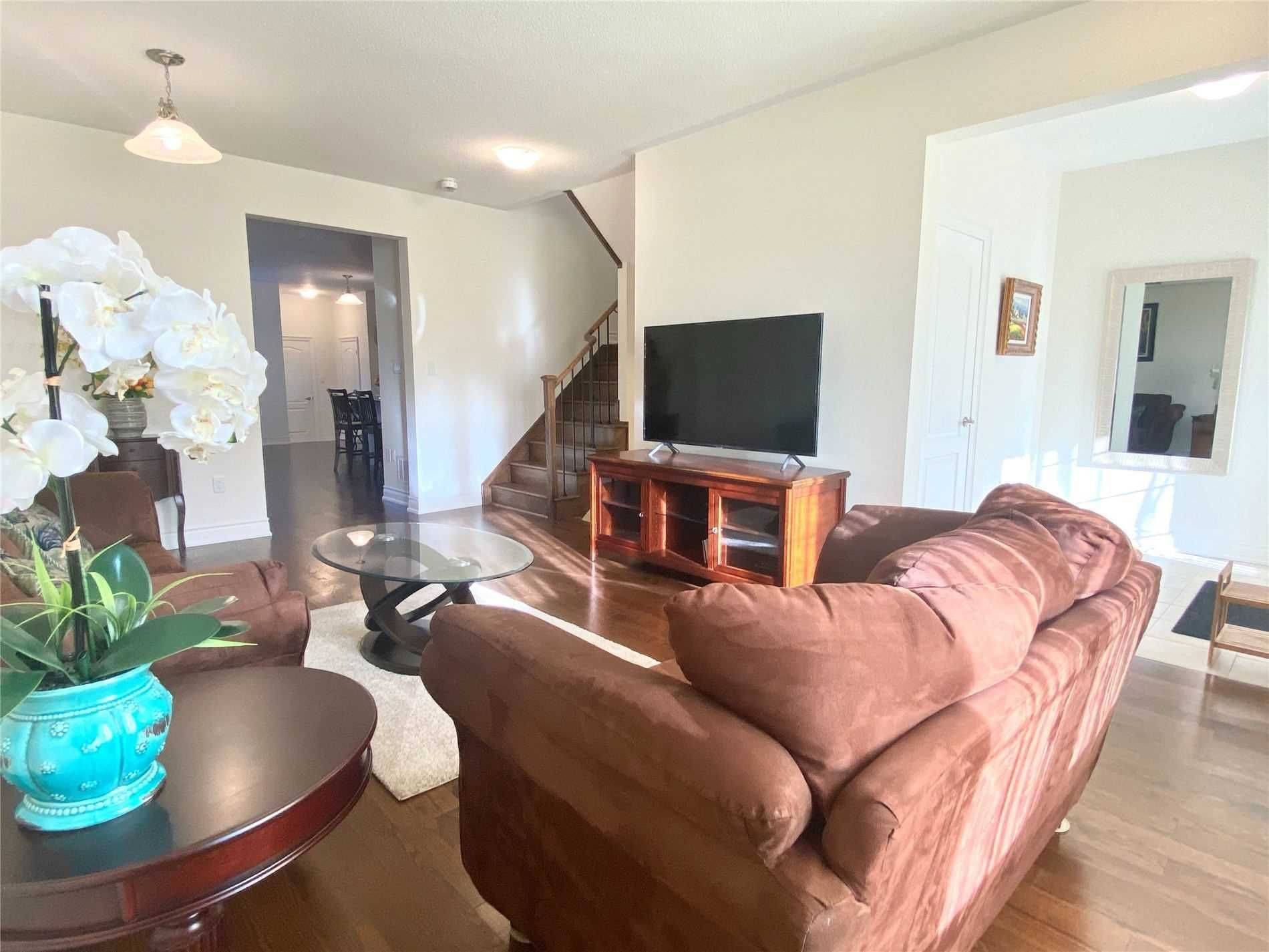 East Gwillimbury, ON L9N 0P1,33 Carratuck ST