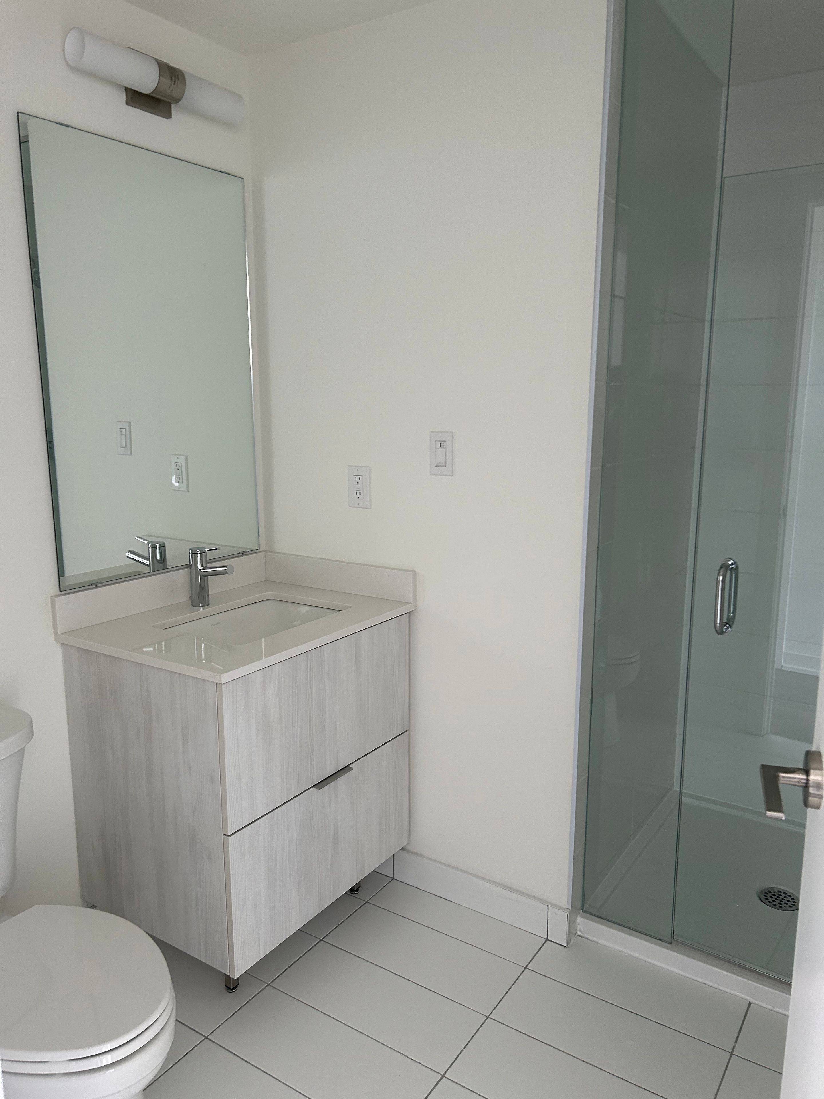 Richmond Hill, ON L4S 0N1,6 Steckley House LN #TH302