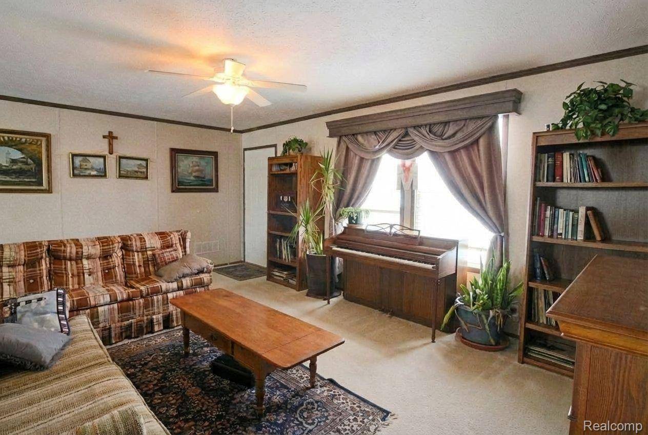 Brownstown, MI 48134,25843 Loudon