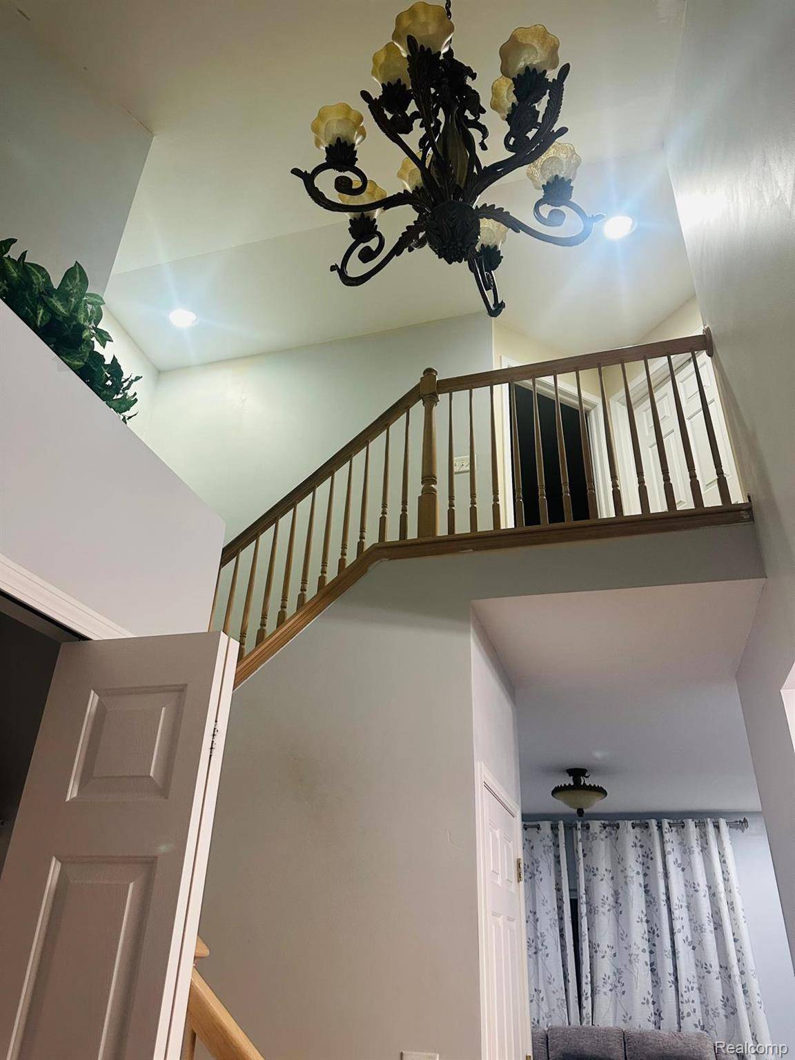 Burton, MI 48519,2216 Legacy DR