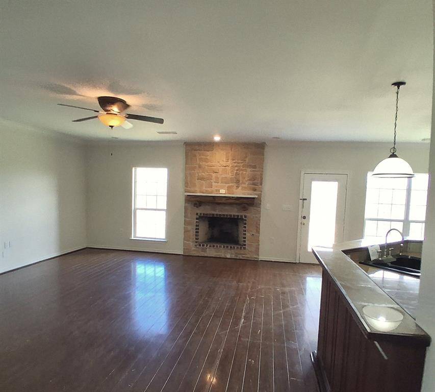 Leonard, TX 75452,301 County Road 5066