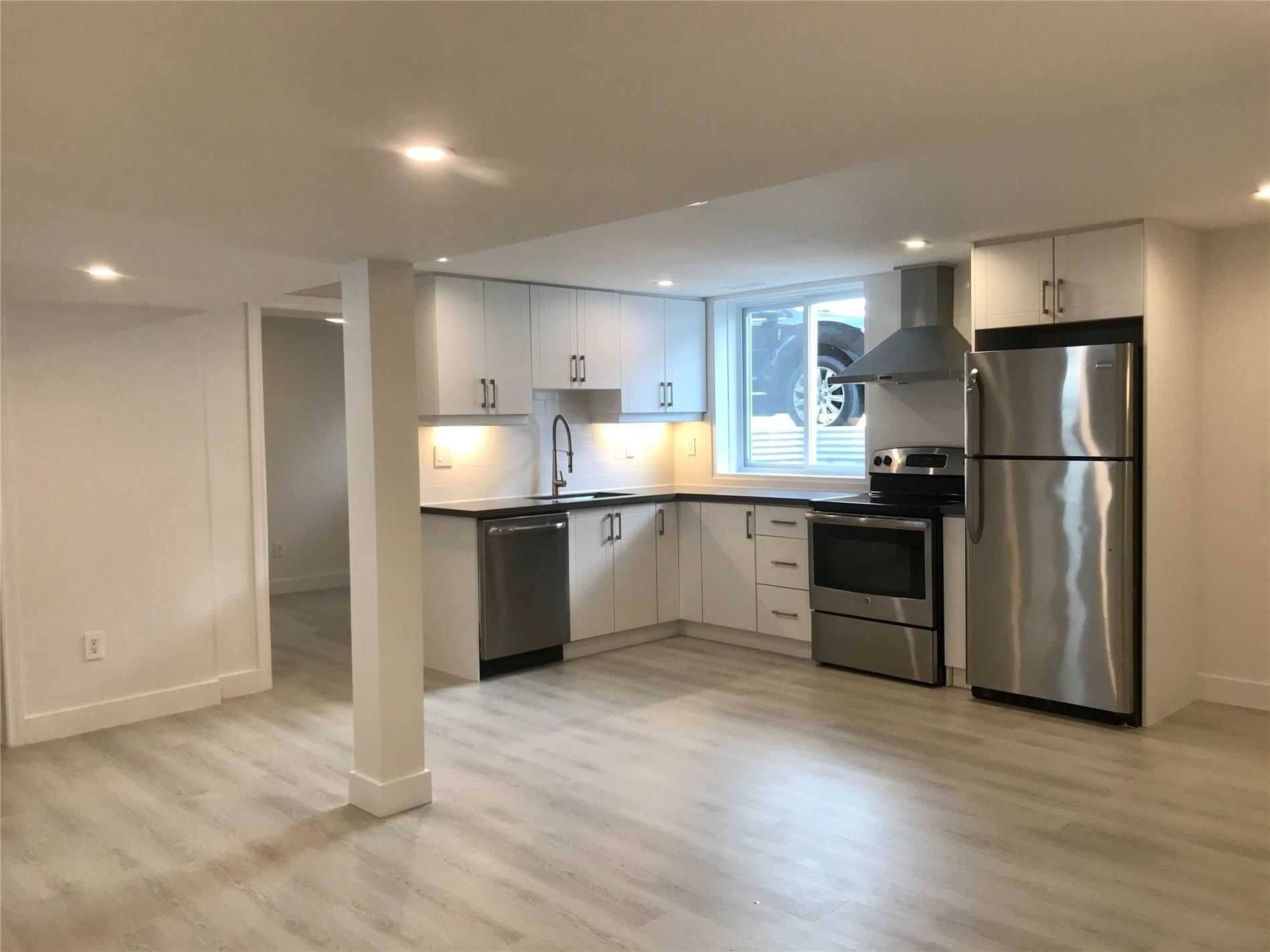 Oshawa, ON L1J 2T5,421 Woodcrest AVE #Lower