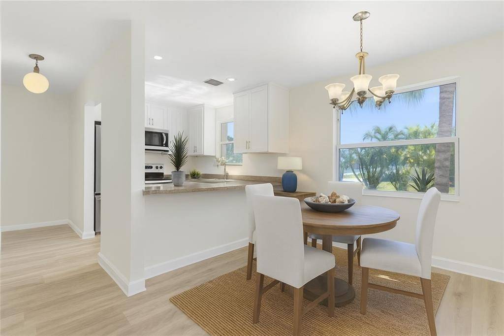 Vero Beach, FL 32962,38 Vista Gardens Trl #207