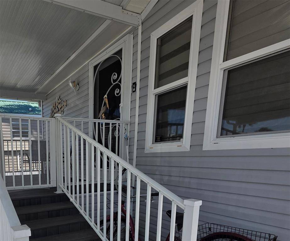 Okeechobee, FL 34974,6475 SE 51st St