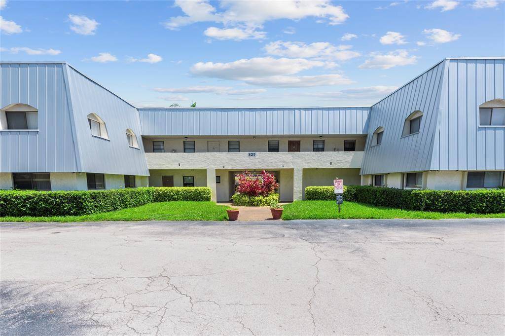 Boca Raton, FL 33486,825 NW 13TH #207