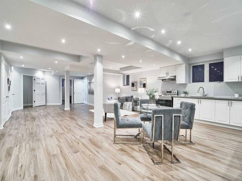 Richmond Hill, ON L4E 0E8,8 Tarmack DR #Bsmt