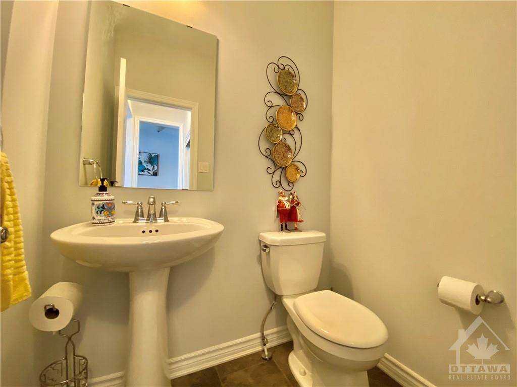 Barrhaven, ON K2J 6C5,924 WHIMBREL WAY