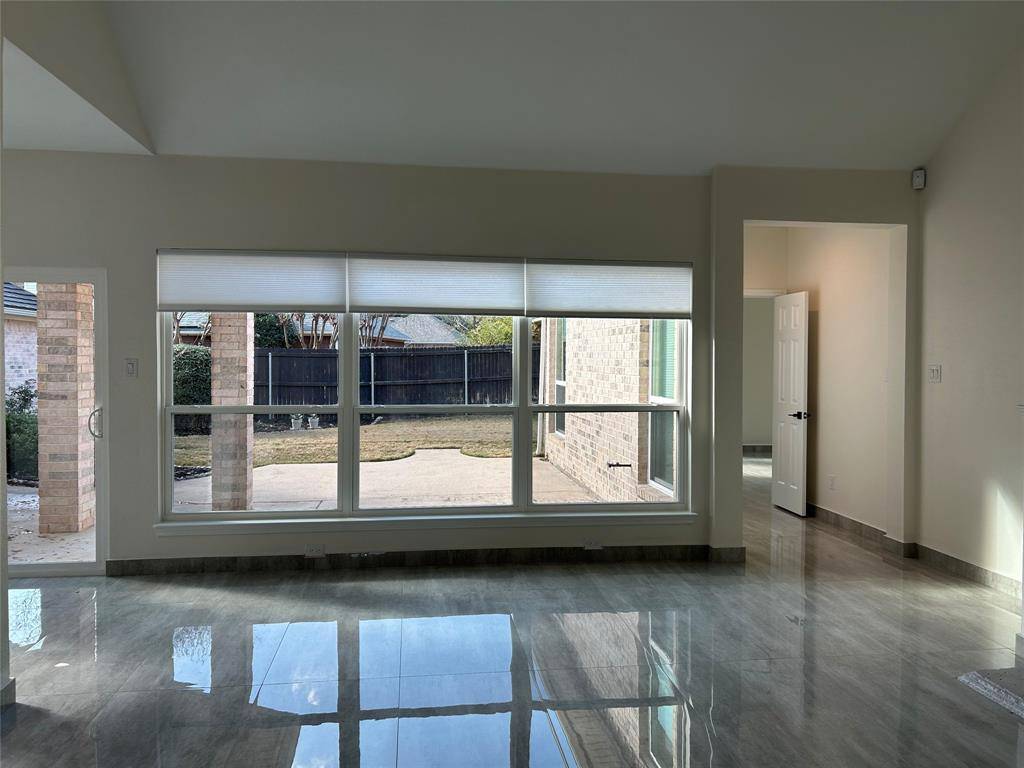 Keller, TX 76248,304 Glen Hollow