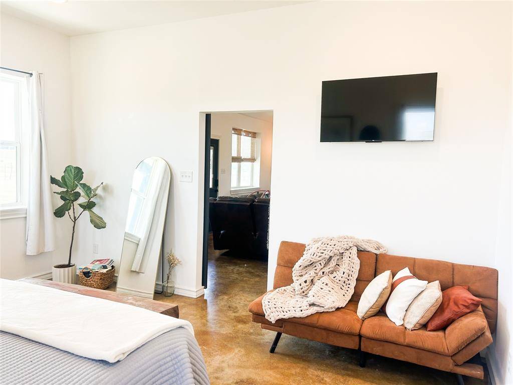 Stephenville, TX 76401,925 Clear Spring Road